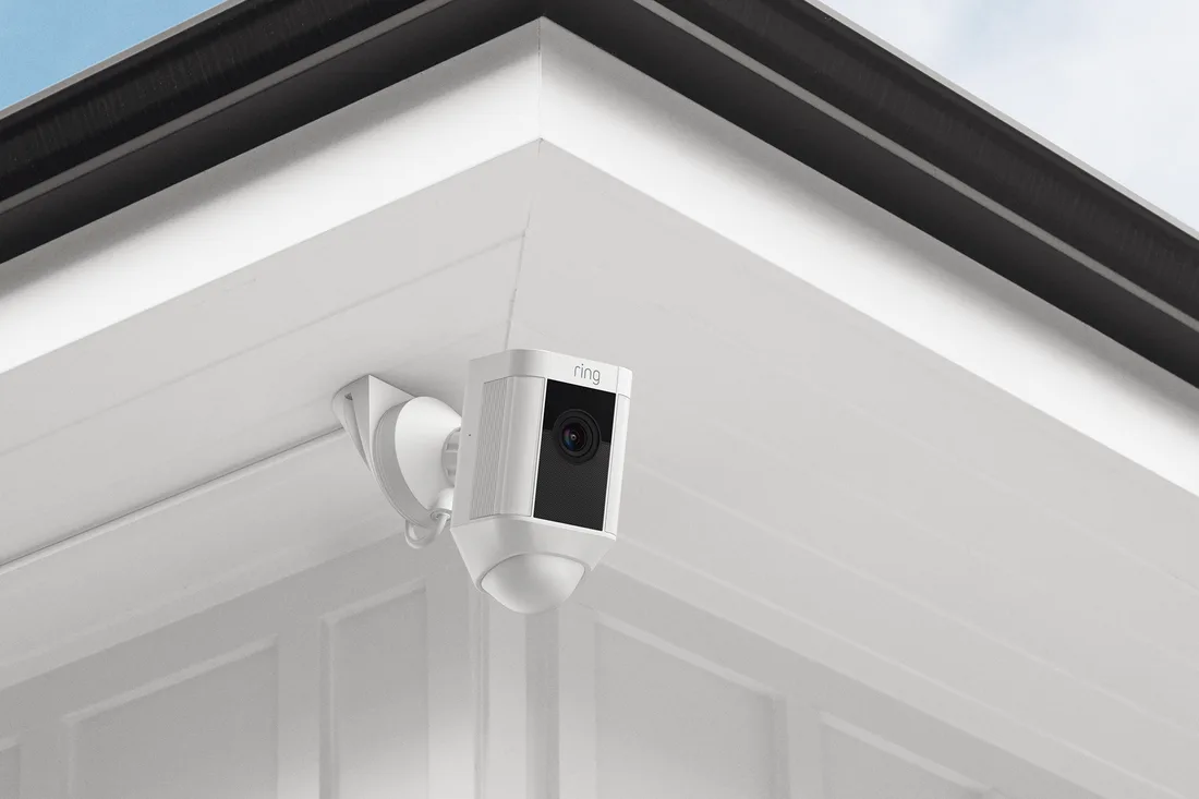 Ring Ceiling Mount for Spotlight Cam Wired – alternate view
